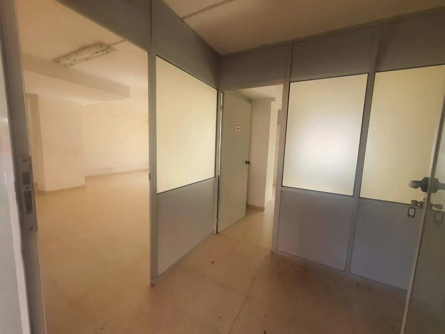 Local commercial à vendre à Martorell, imagen 4