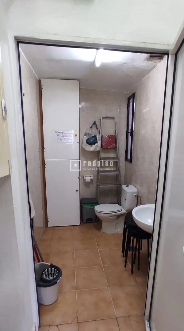 Baño de Local en venta en Getafe con Aire acondicionado y Alarma