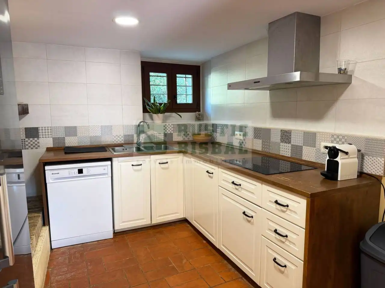 Cocina de Finca rústica de alquiler en Vilademuls con Aire acondicionado, Calefacción y Jardín privado