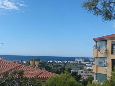 Pis amb piscina en venda a Almerimar