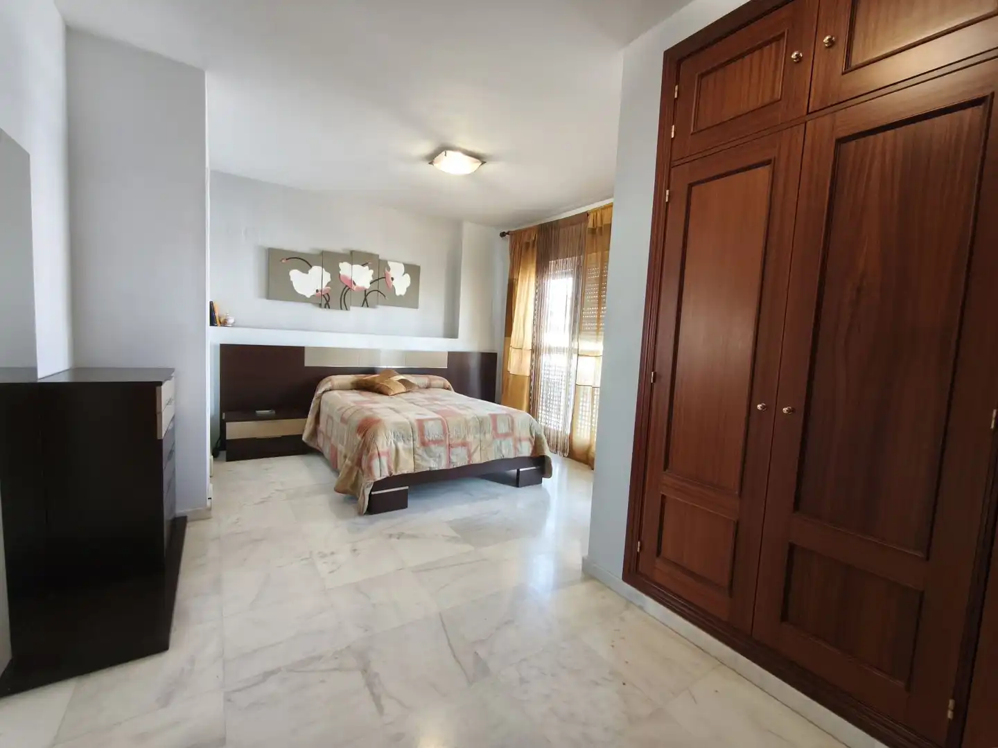 Habitación de Casa adosada en venta en Huelva con Aire acondicionado, Calefacción y Jardín privado