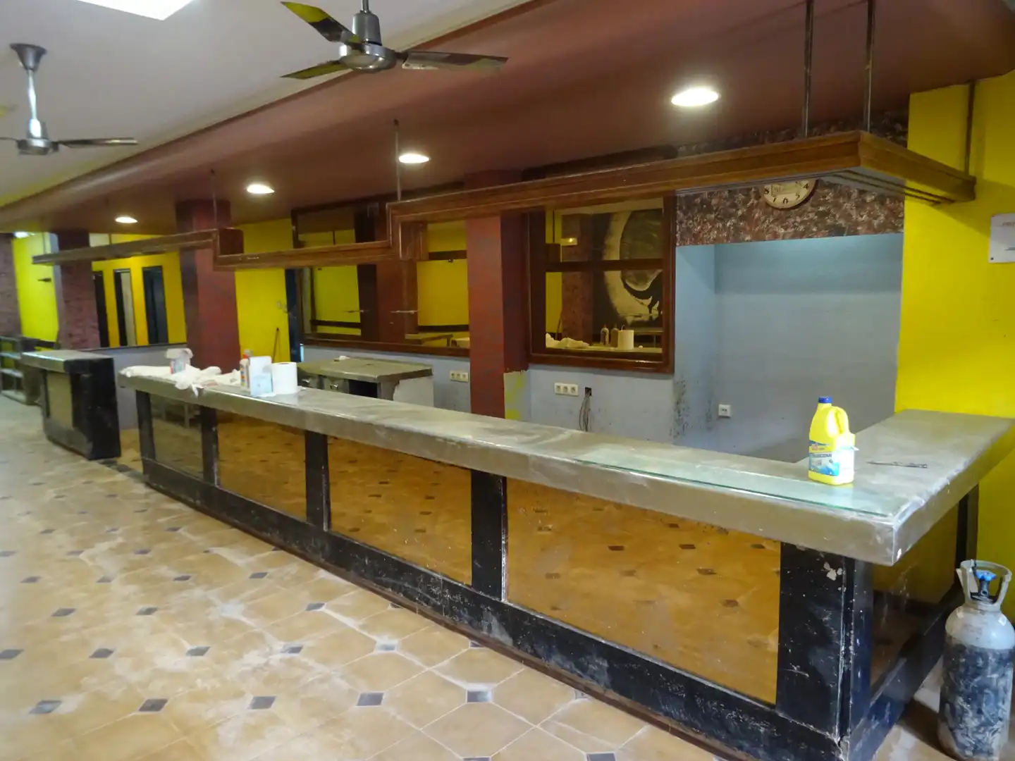 Local comercial de lloguer a Carrer de Fortaleny, imagen 2
