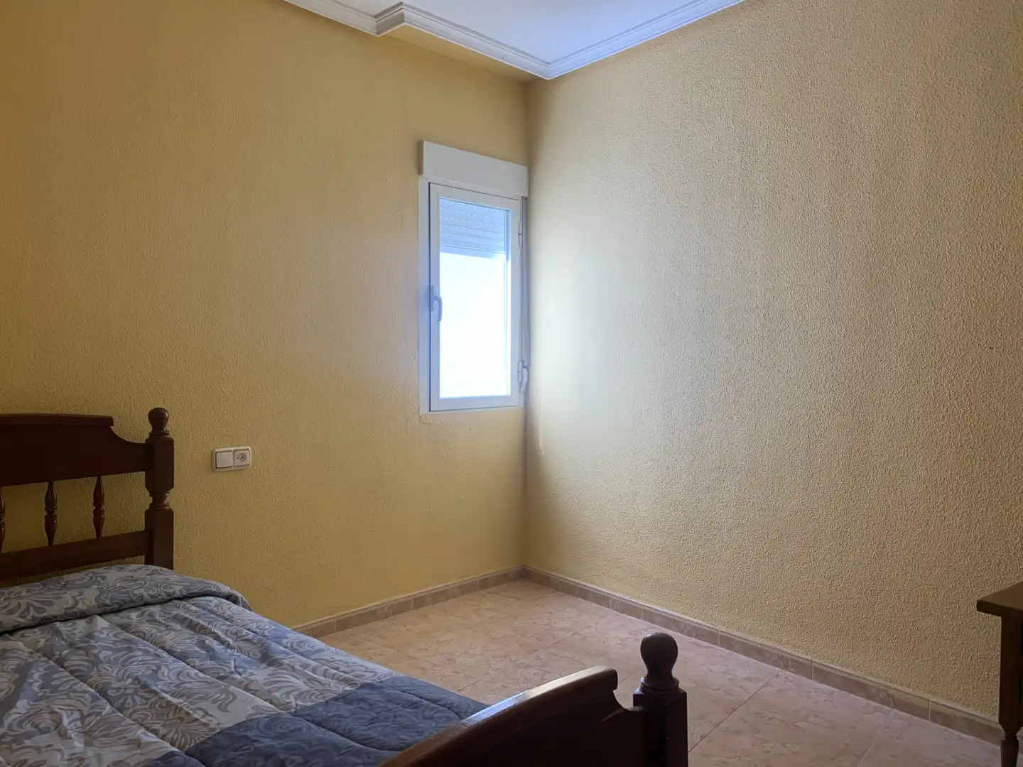 Bedroom of Flat for rent in Plasencia  with Air Conditioner, Heating and Terrace