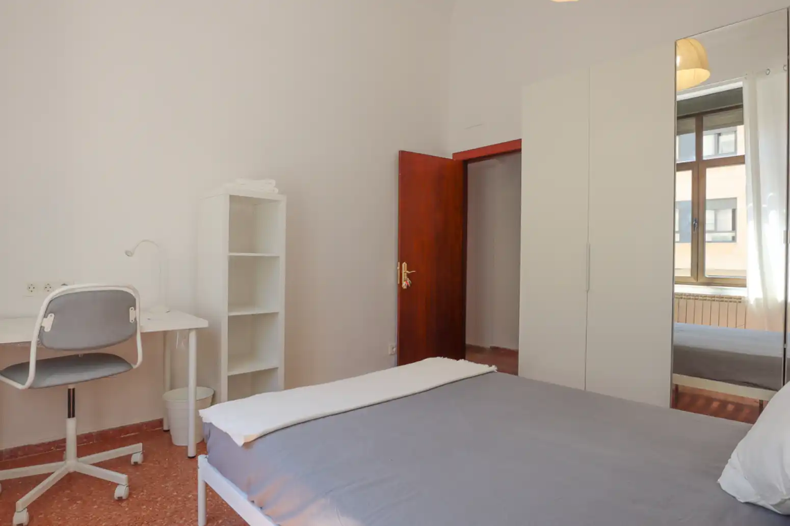 Piso de alquiler en Oviedo - Plaza Santullano, 17, Milán - Pumarín