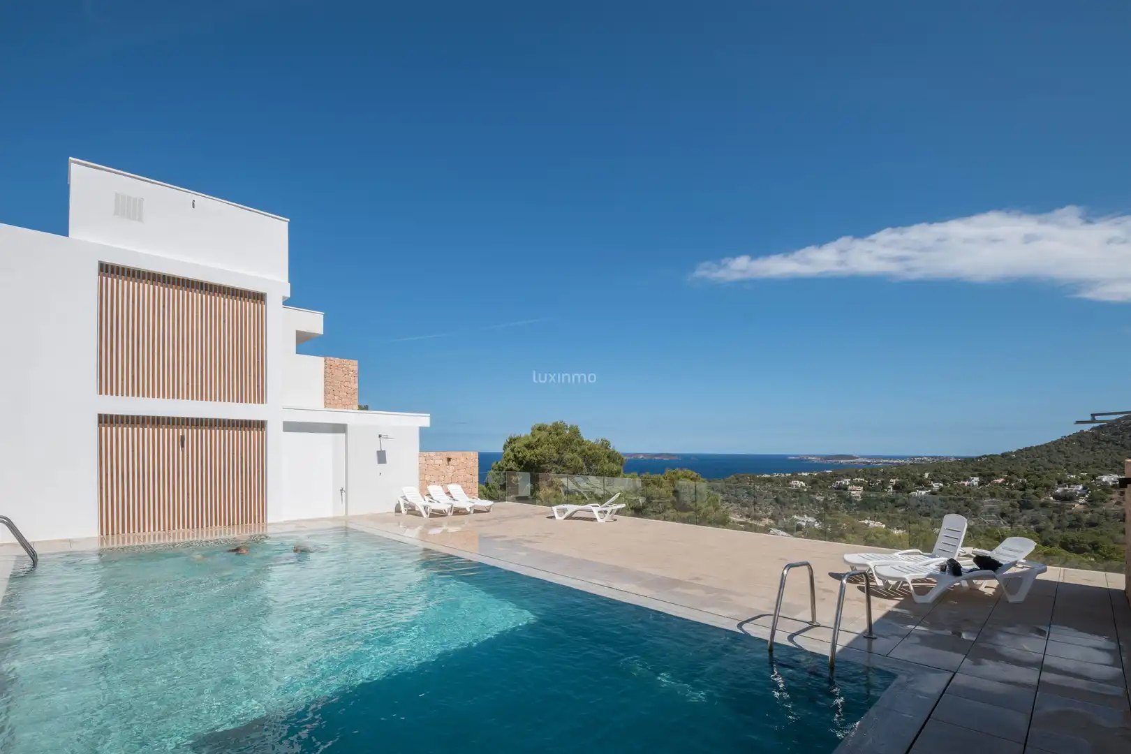 Piscina de Ático en venta en Sant Josep de sa Talaia con Aire acondicionado, Calefacción y Jardín privado