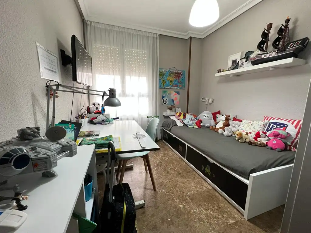 Habitación de Piso en venta en Elche / Elx