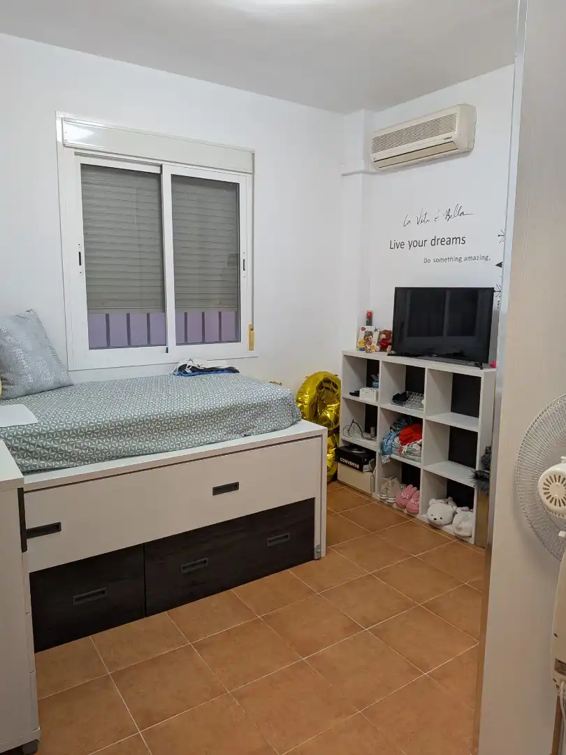 Habitación de Casa o chalet en venta en Dos Hermanas con Aire acondicionado, Calefacción y Terraza