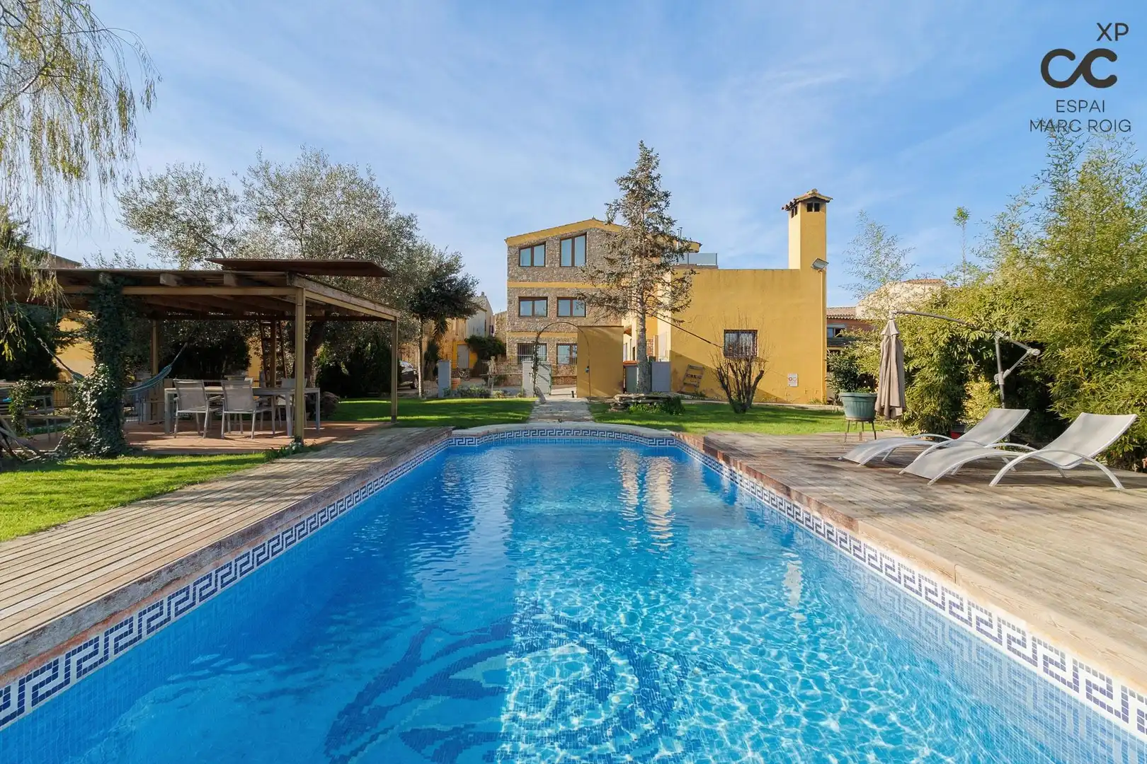 Piscina de Piso en venta en Vilamalla con Aire acondicionado, Calefacción y Jardín privado