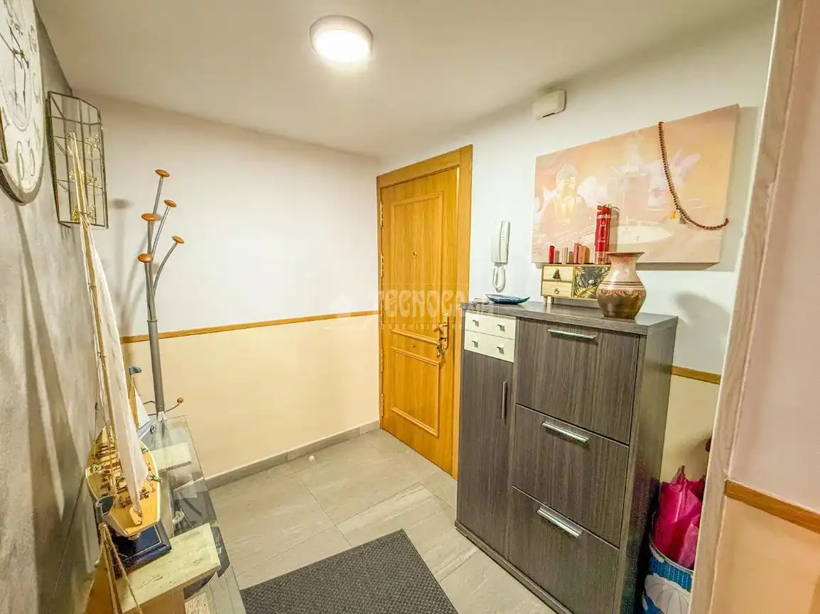 Flat for sale in Parla  with Air Conditioner, Heating and Terrace