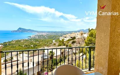 Exterior view of Single-family semi-detached for sale in Altea  with Air Conditioner, Terrace and Furnished