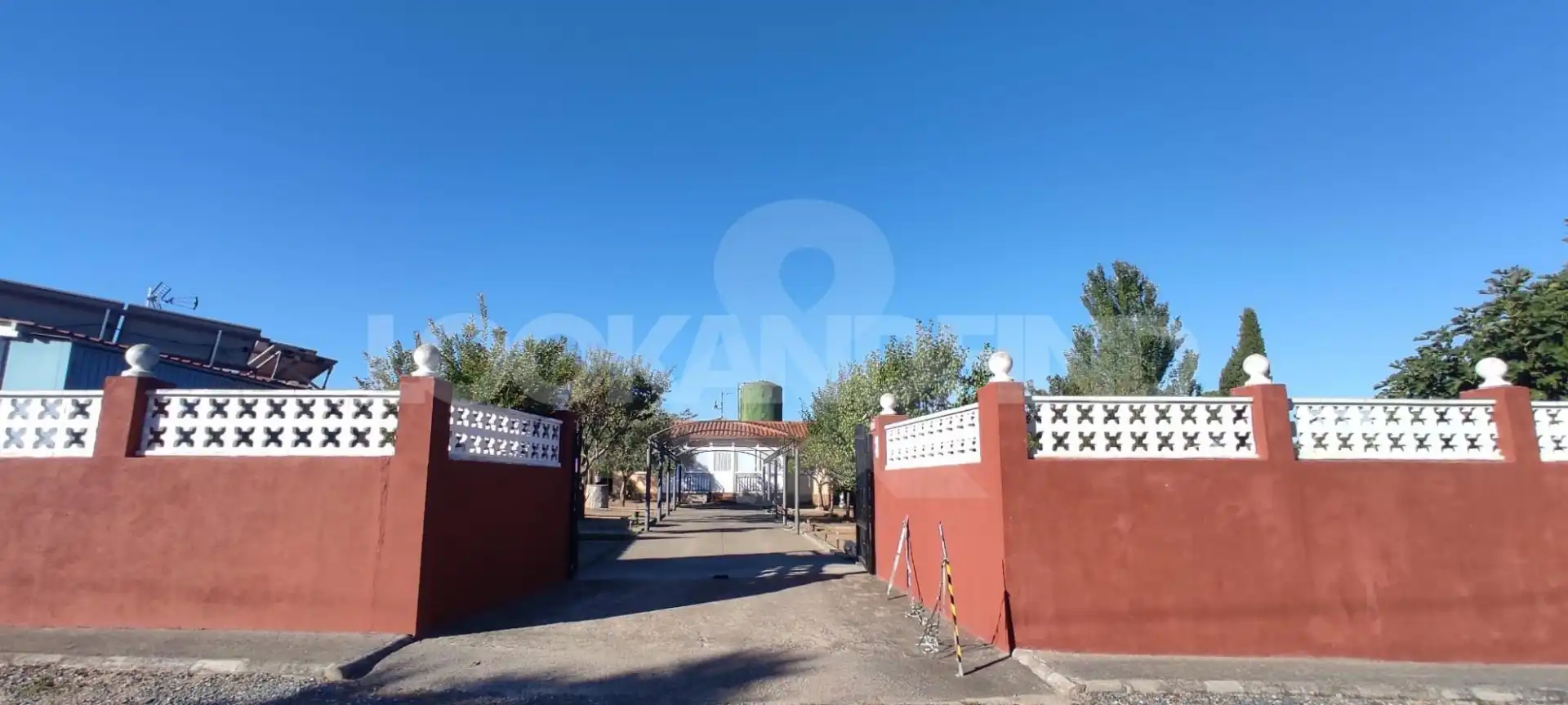 Casa rústica en venda a Calle Alondras 7