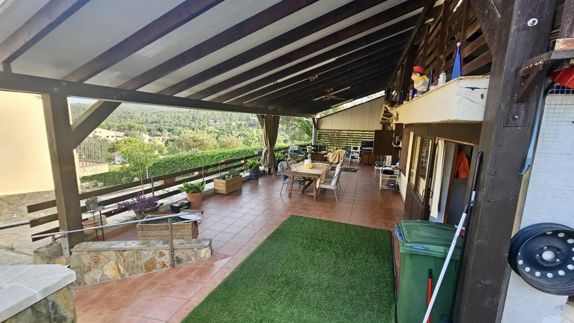 Casa amb terrassa en venda a Aiguaviva Parc, imagen 5