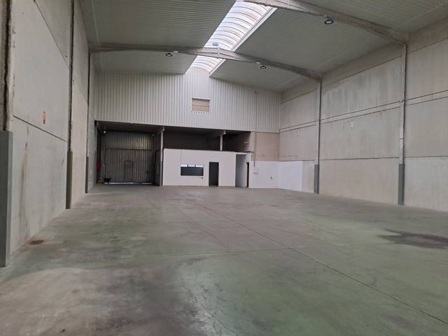 Nave industrial en Alquiler en Altos del Olivar - El Caracol