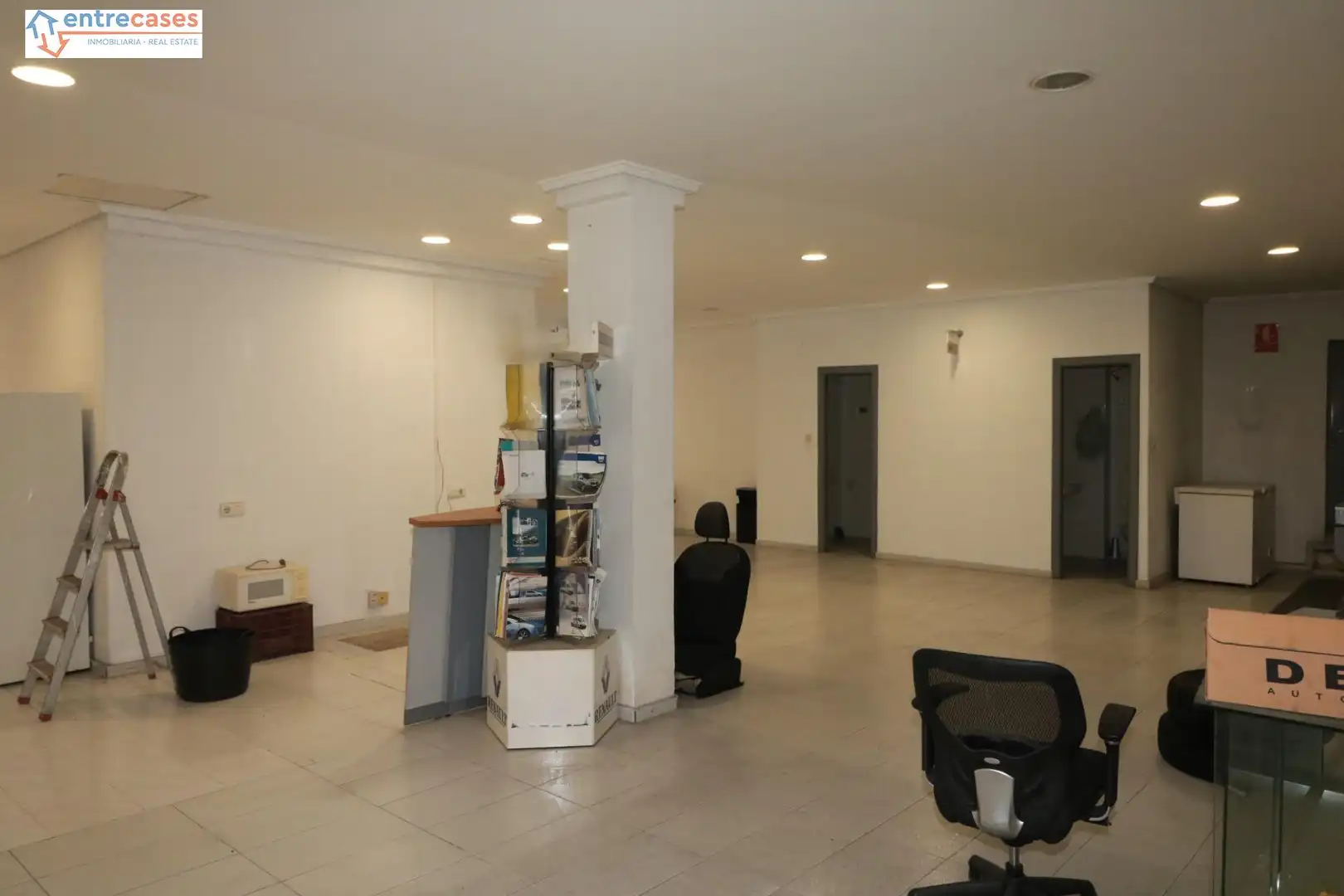 Local en venda a Calle EJERCITO, Quartell