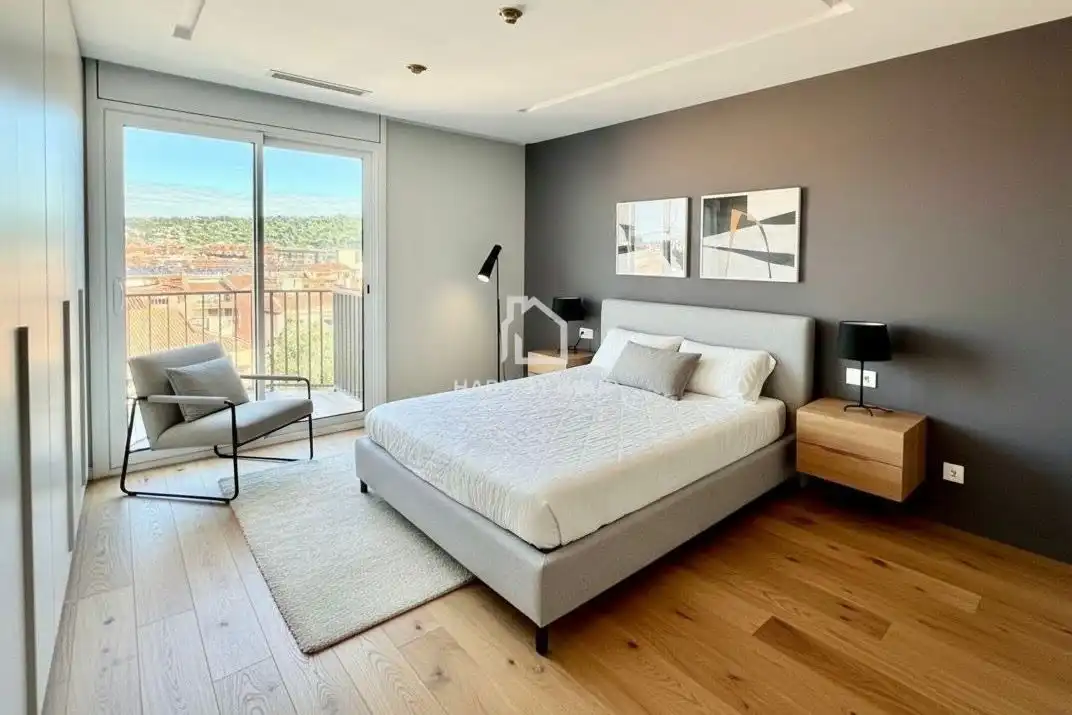 Dúplex con ascensor en venta en Eixample Sud – Migdia, imagen 5
