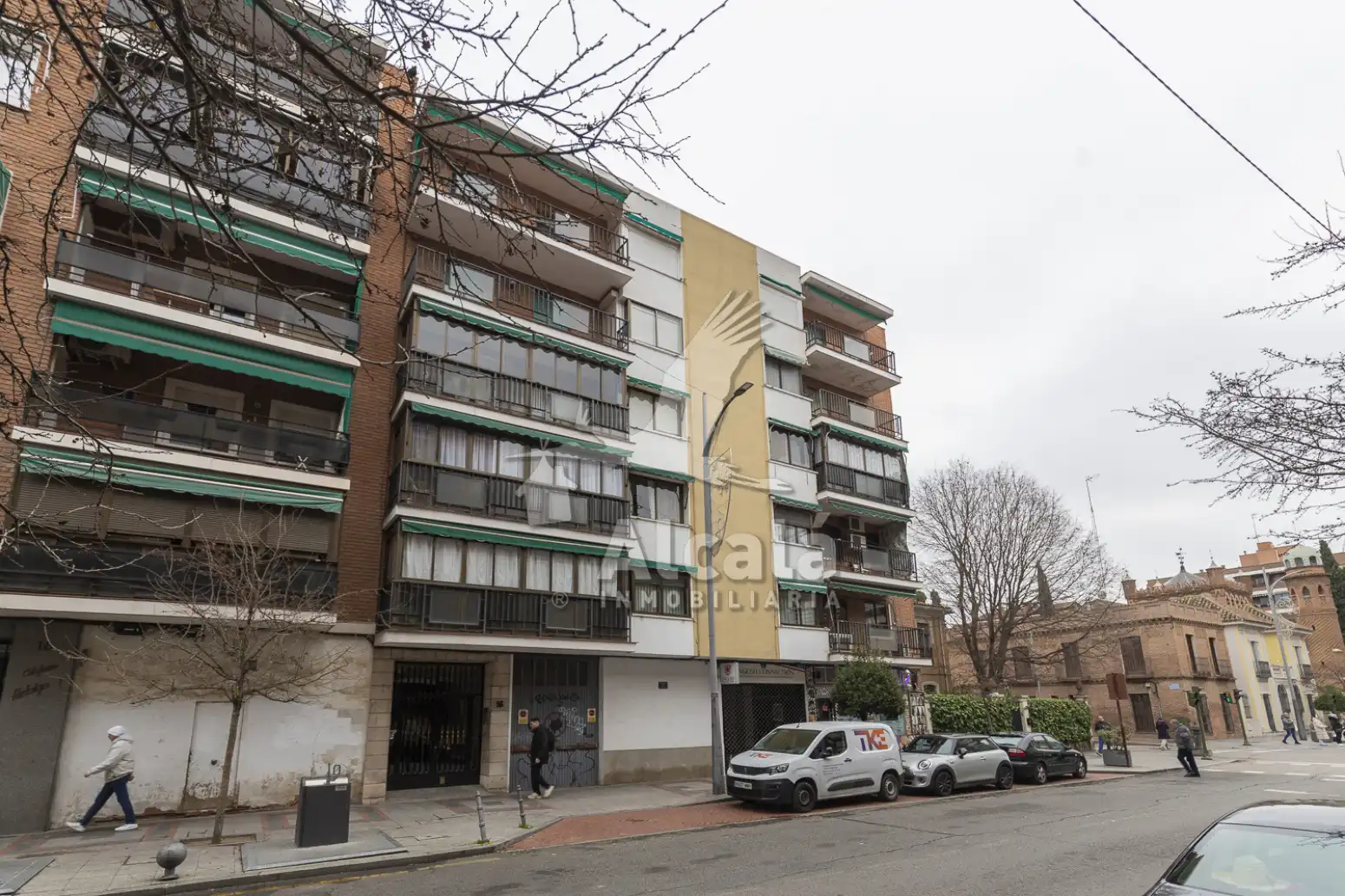 Vista exterior de Piso en venta en Alcalá de Henares con Aire acondicionado, Calefacción y Parquet