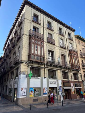 Piso en Alquiler en Calle de Casto Méndez Núñez en Alfonso