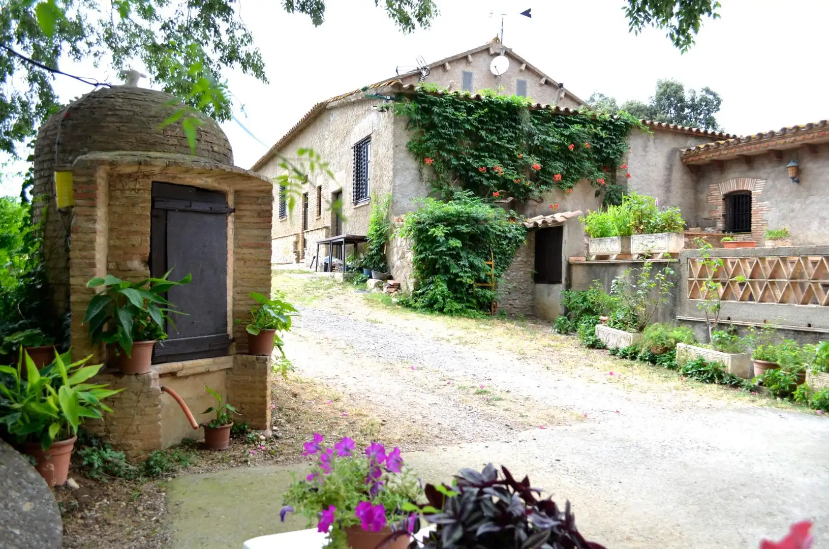 Jardín de Finca rústica en venta en Borrassà con Aire acondicionado, Calefacción y Jardín privado