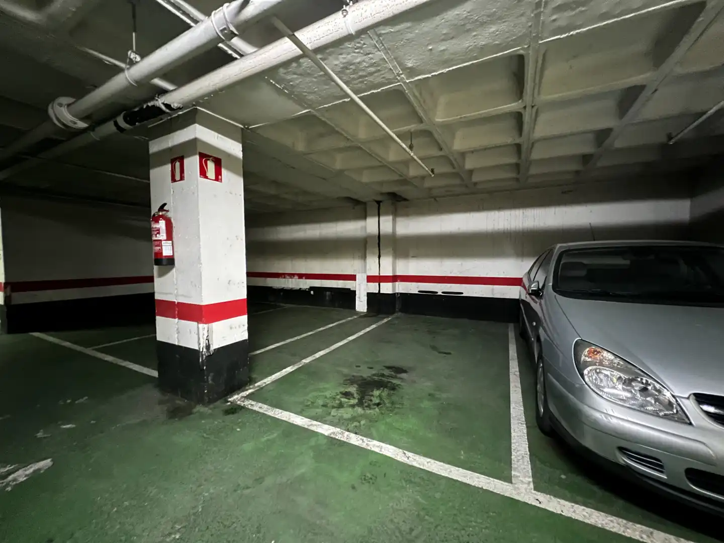 Parking de Piso en venta en Zaragoza con Calefacción, Terraza y Trastero