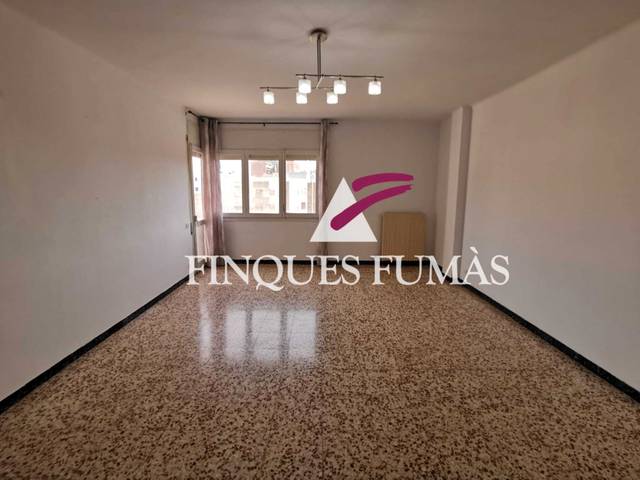 Piso en Venta en Carrer de Santa Clara en Tàrrega