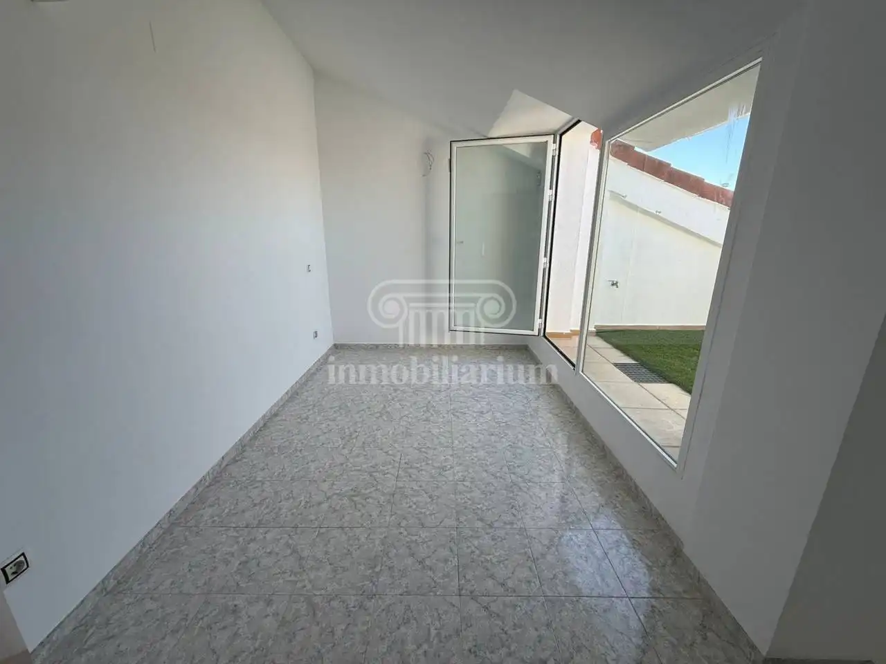 Bedroom of Duplexes for sale in Lloret de Mar  with Air Conditioner, Terrace and Community pool