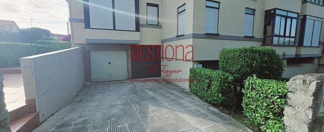 Local comercial en Venta en Ris