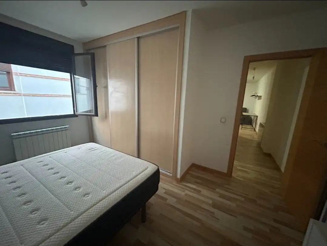 Apartamento con ascensor en alquiler en Calle Santa Bárbara, imagen 3