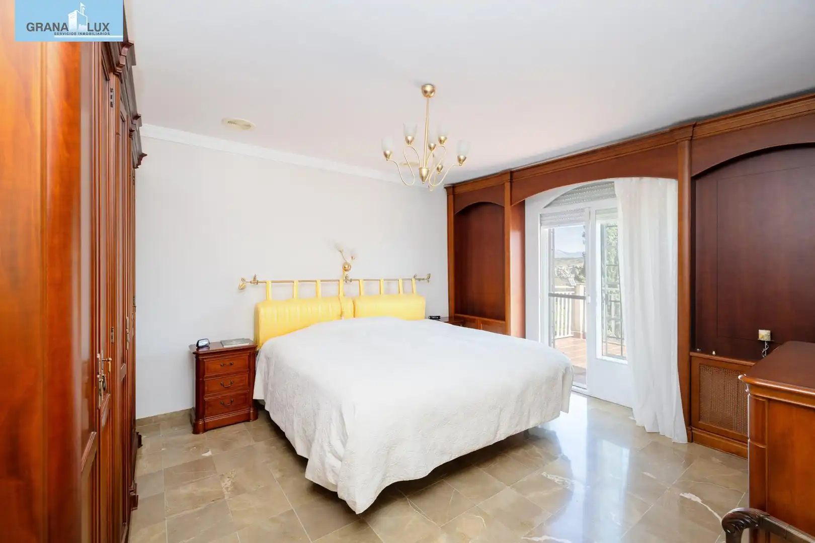 Chalet con terraza en venta en 163 Avenida de los Alamos, imagen 38