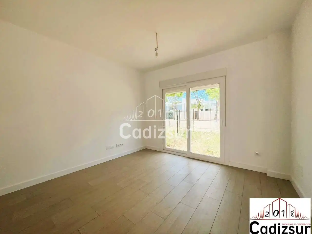Jardín de Casa adosada en venta en Puerto Real con Aire acondicionado, Calefacción y Jardín privado