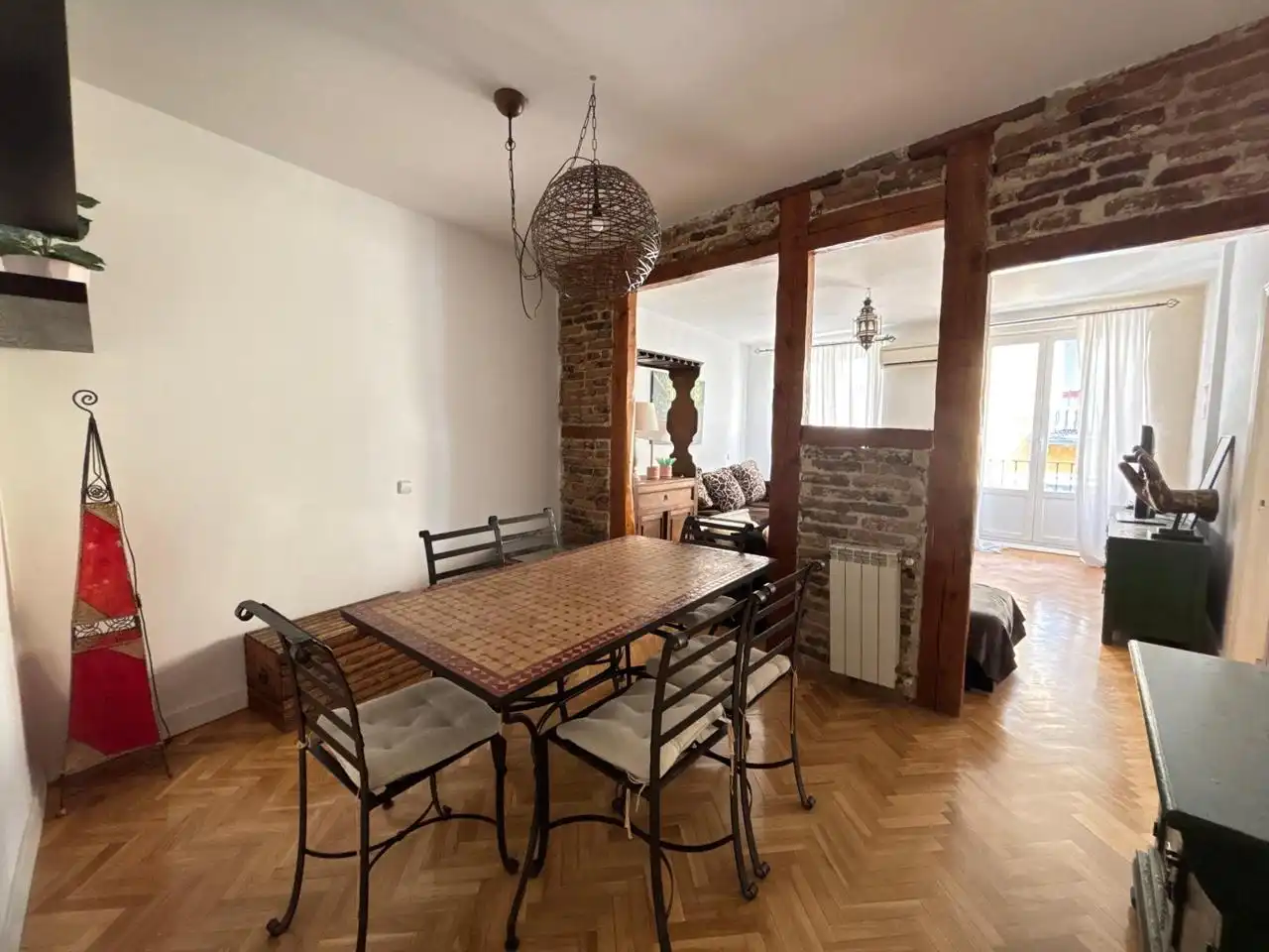 Comedor de Piso de alquiler en Madrid con Aire acondicionado, Terraza y Amueblado
