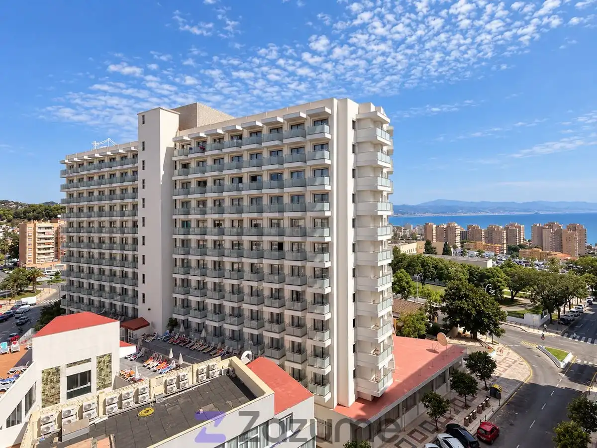 Außenansicht von Wohnung zur Miete in Torremolinos mit Klimaanlage, Schwimmbad und Möbliert