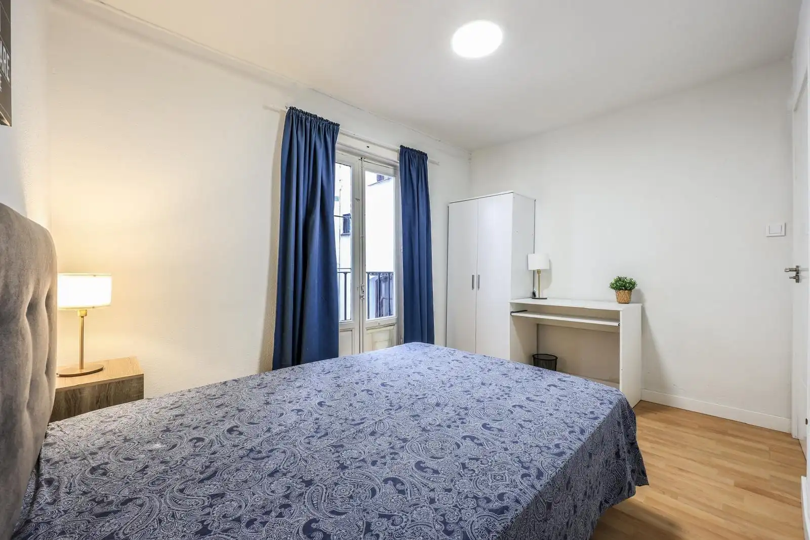 Habitación de Piso en venta en Madrid con Calefacción y Amueblado