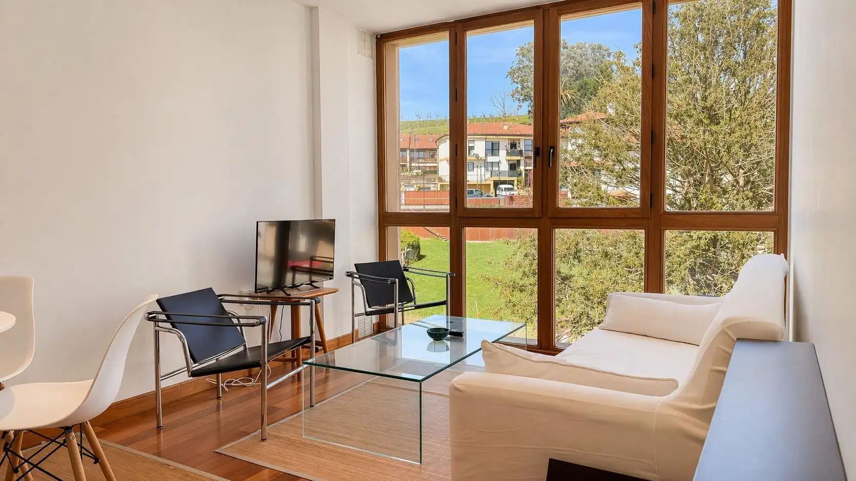 Sala d'estar de Dúplex en venda en Comillas (Cantabria) amb Calefacció