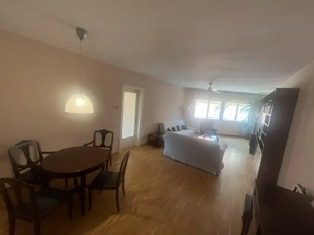 Wohnzimmer von Wohnung zur Miete in Sant Cugat del Vallès mit Klimaanlage, Heizung und Parkett