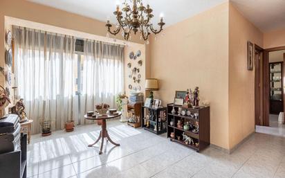 Living room of Flat for sale in  Granada Capital