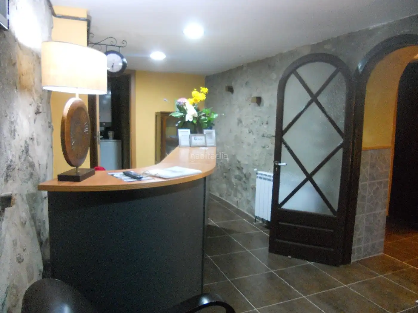 Business premises for sale in Carrer dels Canonges 38, imagen 15