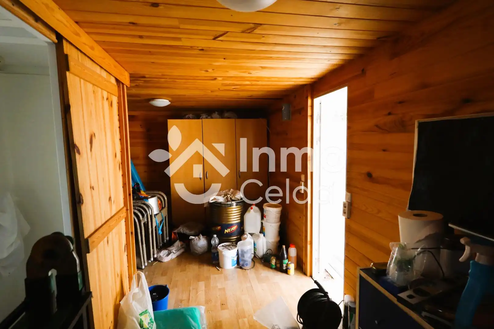 Haus oder Chalet zum Verkauf in Chiva mit Klimaanlage, Privatgarten und Schwimmbad
