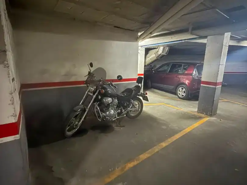 Motorradstellplatz zum Verkauf in taquigraf marti 7, imagen 2