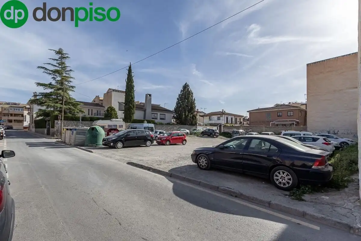 Parkplatz von Residential zum Verkauf in Churriana de la Vega