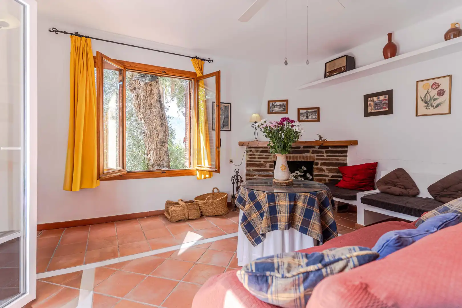 Living room of Houses for sale in Órgiva  with Private garden and Swimming Pool