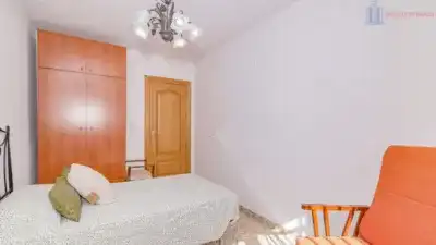 Habitación de Piso en venta en Granada