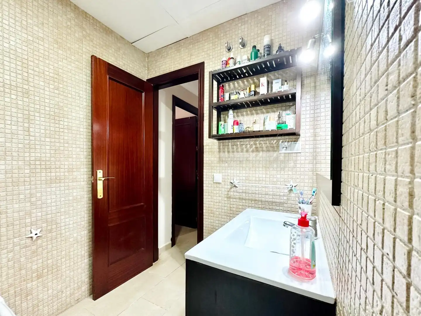 Bathroom of Detached homes for sale in San Fernando  with Air Conditioner, Storage room and Balcony