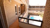Piscina de Pis de lloguer en  Valencia Capital amb Balcó i Piscina comunitària