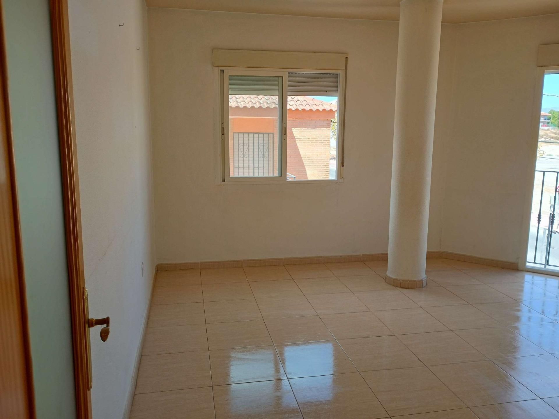 Pis en venda en Ceutí amb Traster