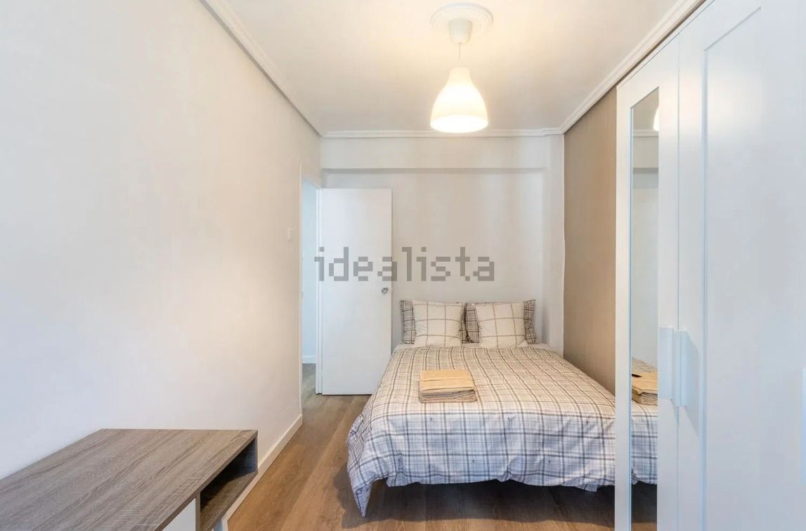 Bedroom of Flat for sale in  Valencia Capital  with Balcony