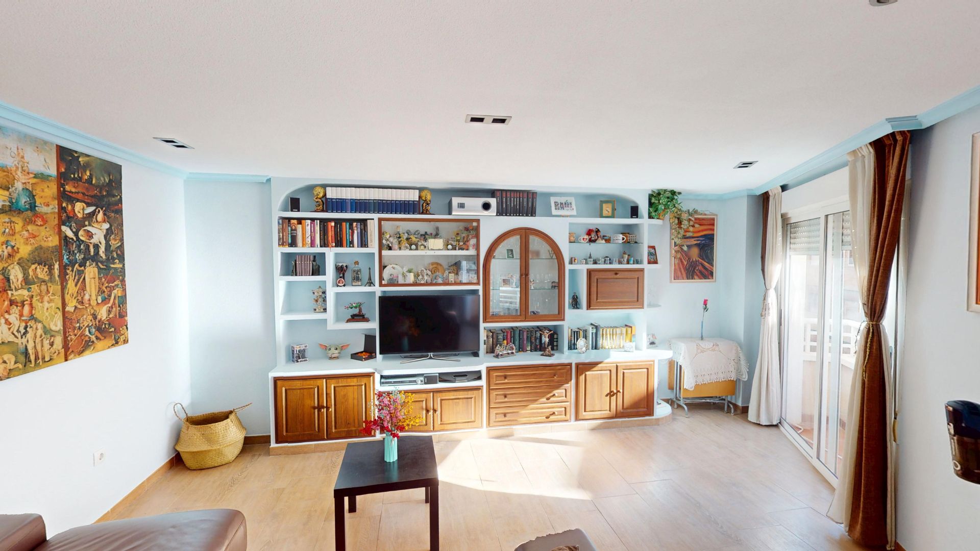 Sala d'estar de Pis en venda en Alicante / Alacant amb Aire condicionat, Traster i Balcó