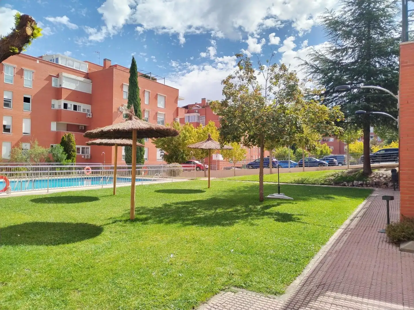 Flat for rent in Perlita