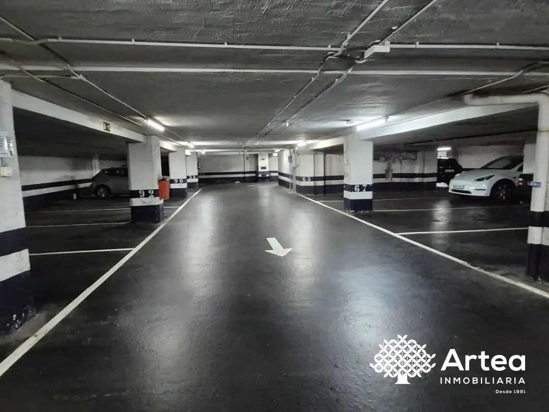 Parkplatz von Garage zum Verkauf in Bilbao 