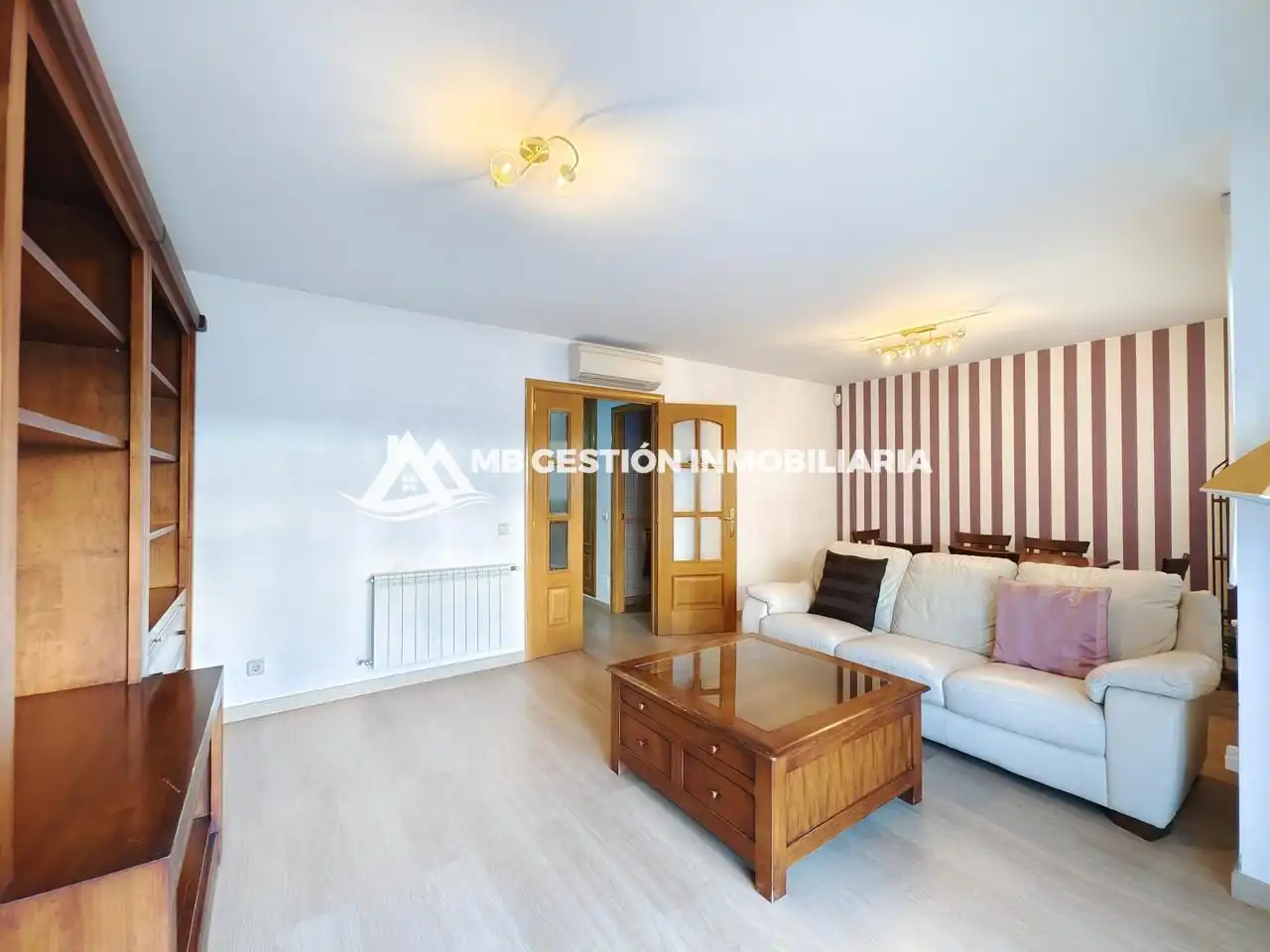 Detached homes for sale in Calle de Luarca, La Serna