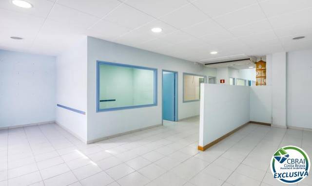 Local comercial en Venta en del Doctor Alexander Fleming, 17 en Centre